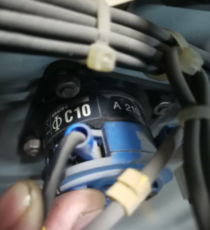 德國(guó)SCHADSinTec變送器10A-50T120